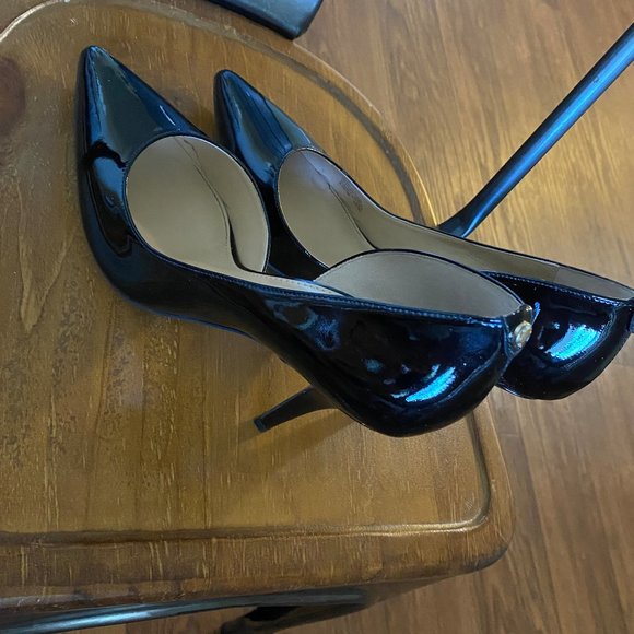 Michale Kors Paton leather Heels - Picture 3 of 6